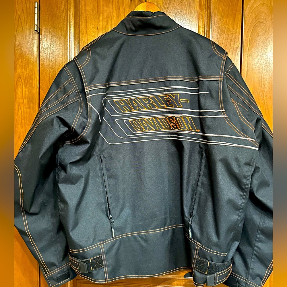 Harley Davidson Riding Gear 3 season jacket, rain liner, mesh panels BIKER